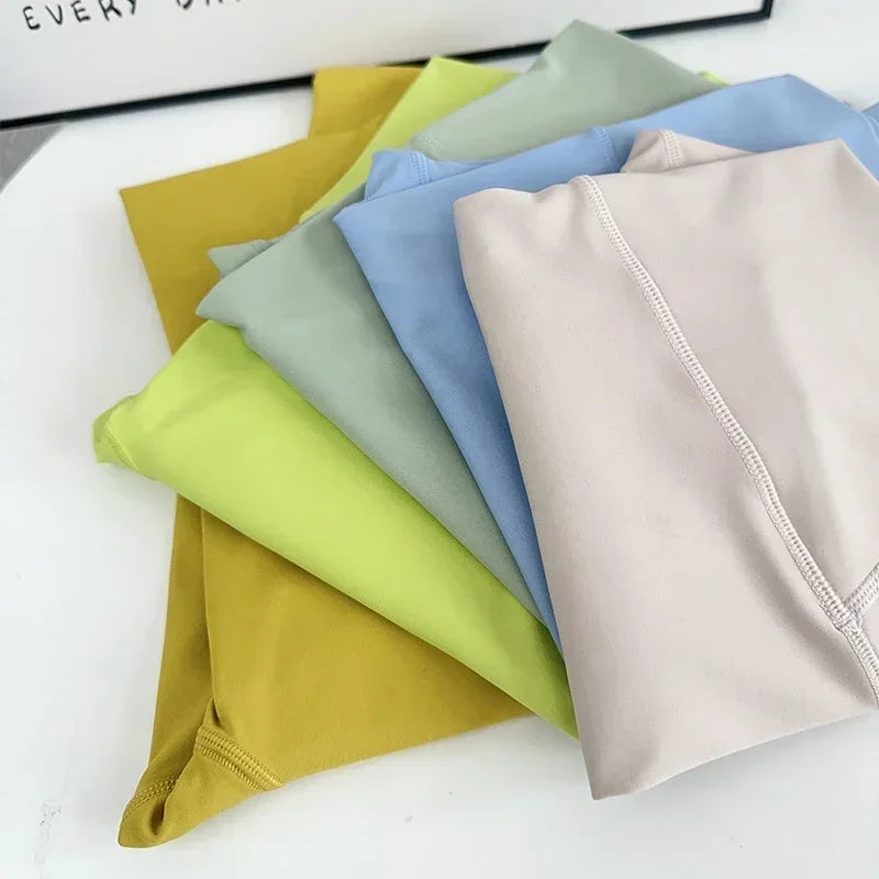 Calças De Yoga Femininas De Alta Qualidade Calças De Corrida Leggings De Cintura Alta Push up Para Mulheres Material De Nylon E SPANDEX Sensação De Liberdade