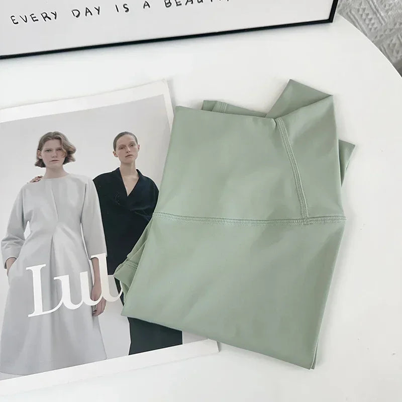 Calças De Yoga Femininas De Alta Qualidade Calças De Corrida Leggings De Cintura Alta Push up Para Mulheres Material De Nylon E SPANDEX Sensação De Liberdade